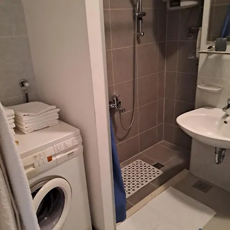 City, Sea And River View, Apartman *